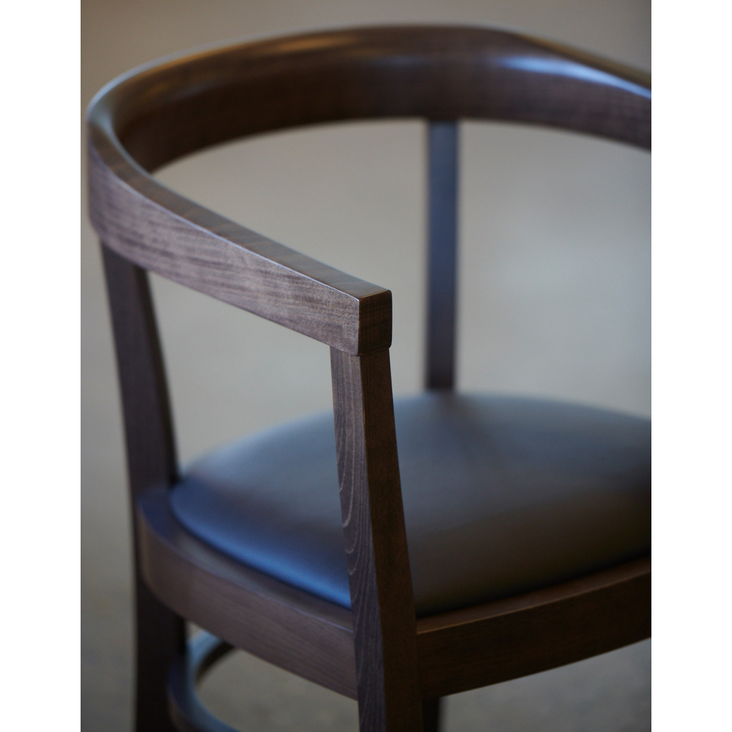 arthur armlehnstuhl nussbaum jan kurtz 83593