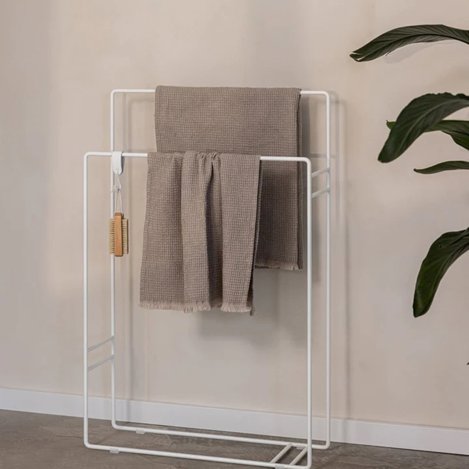 metallbude delaya handtuchstaender weiss handtuecher zimmer 96694