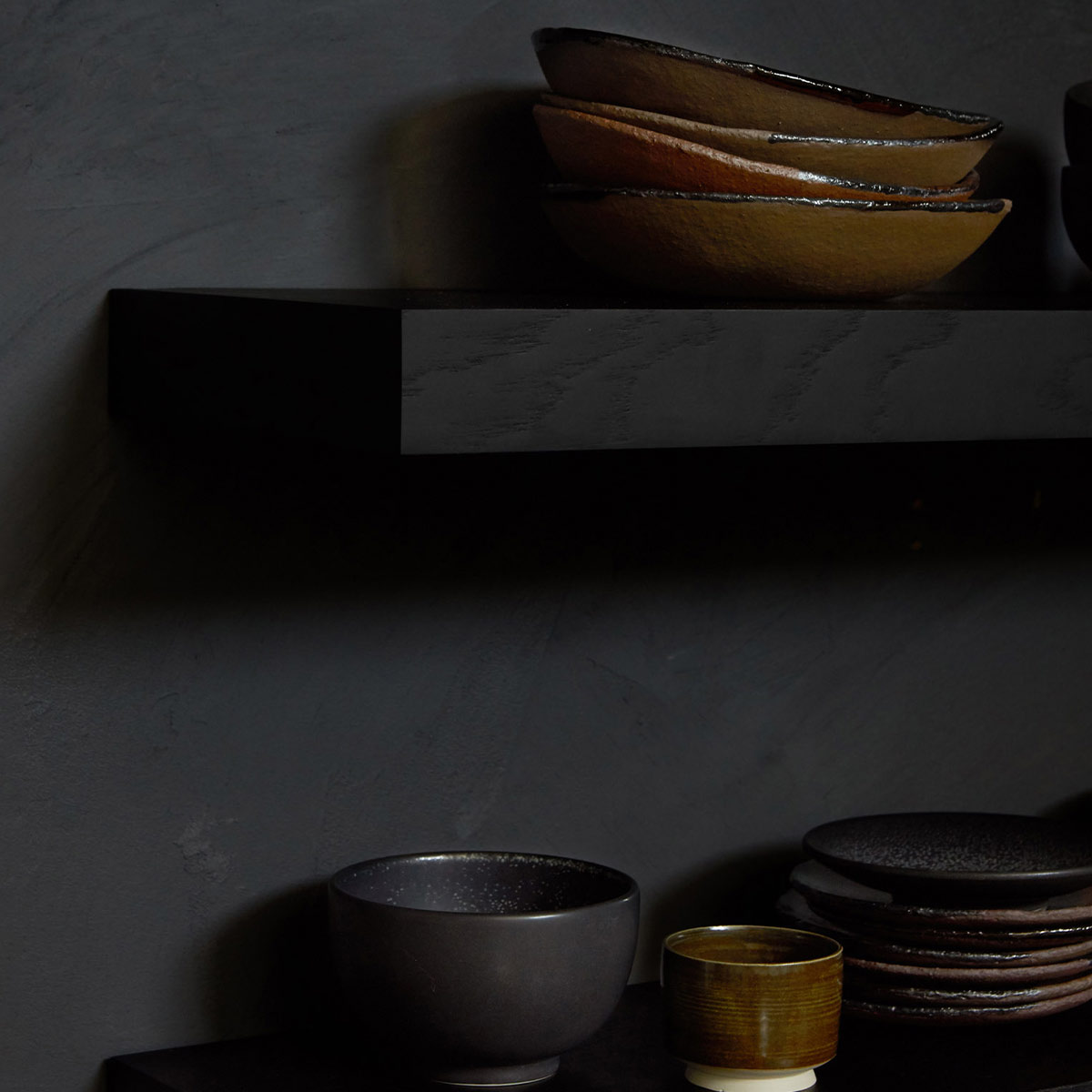 51269 ethnicraft wandregal wall lifestyle close 86955