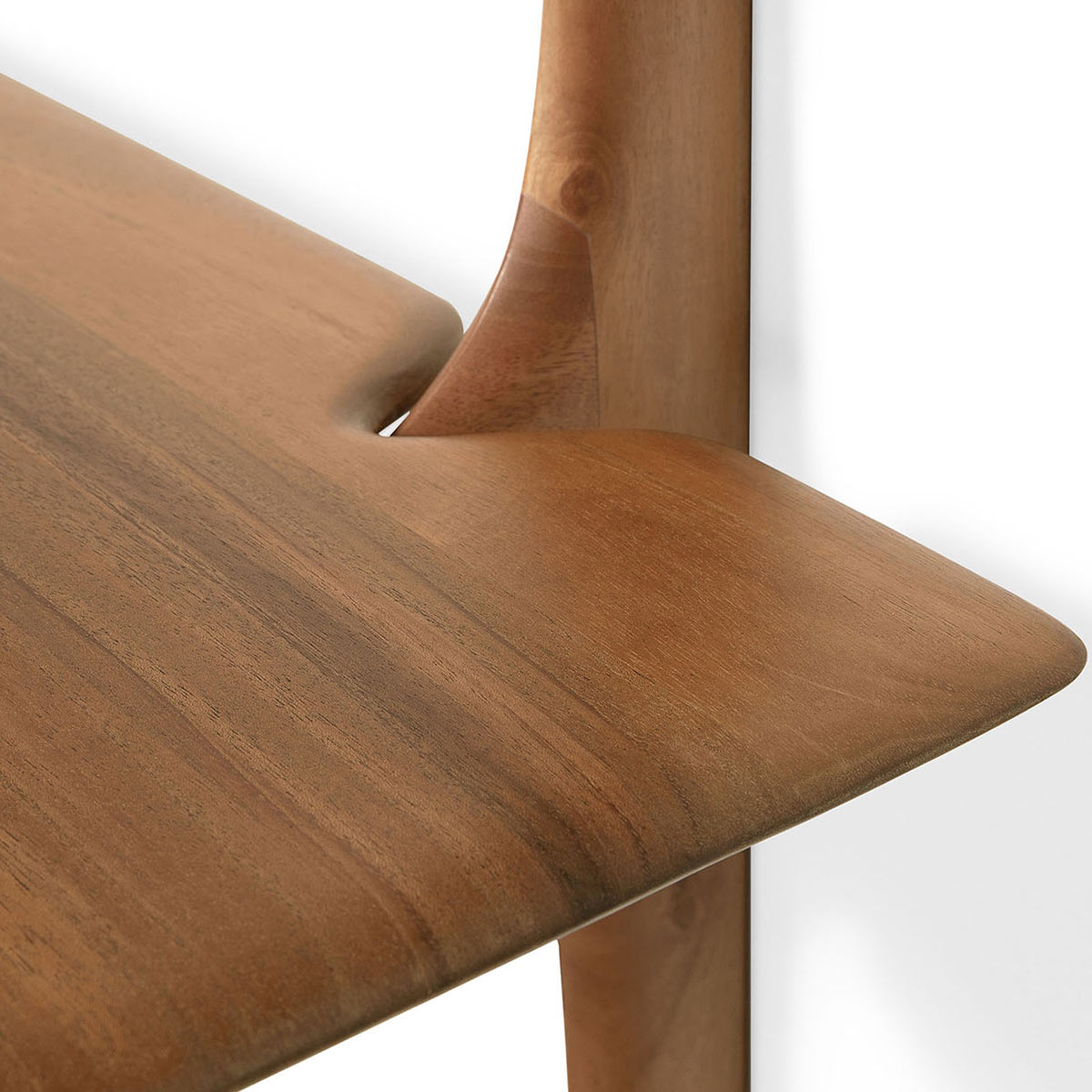 pi mahagoni wandregal close up freisteller einlegeboden spitze 86227