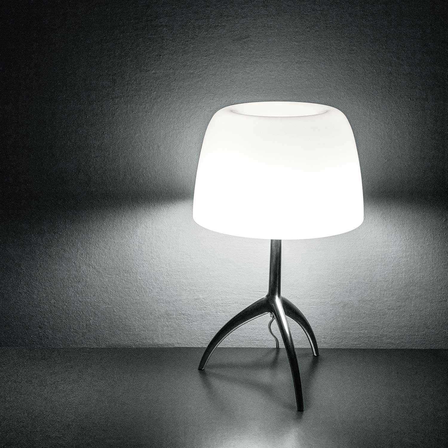 lumiere tischleuchte piccola weiss foscarini 63354
