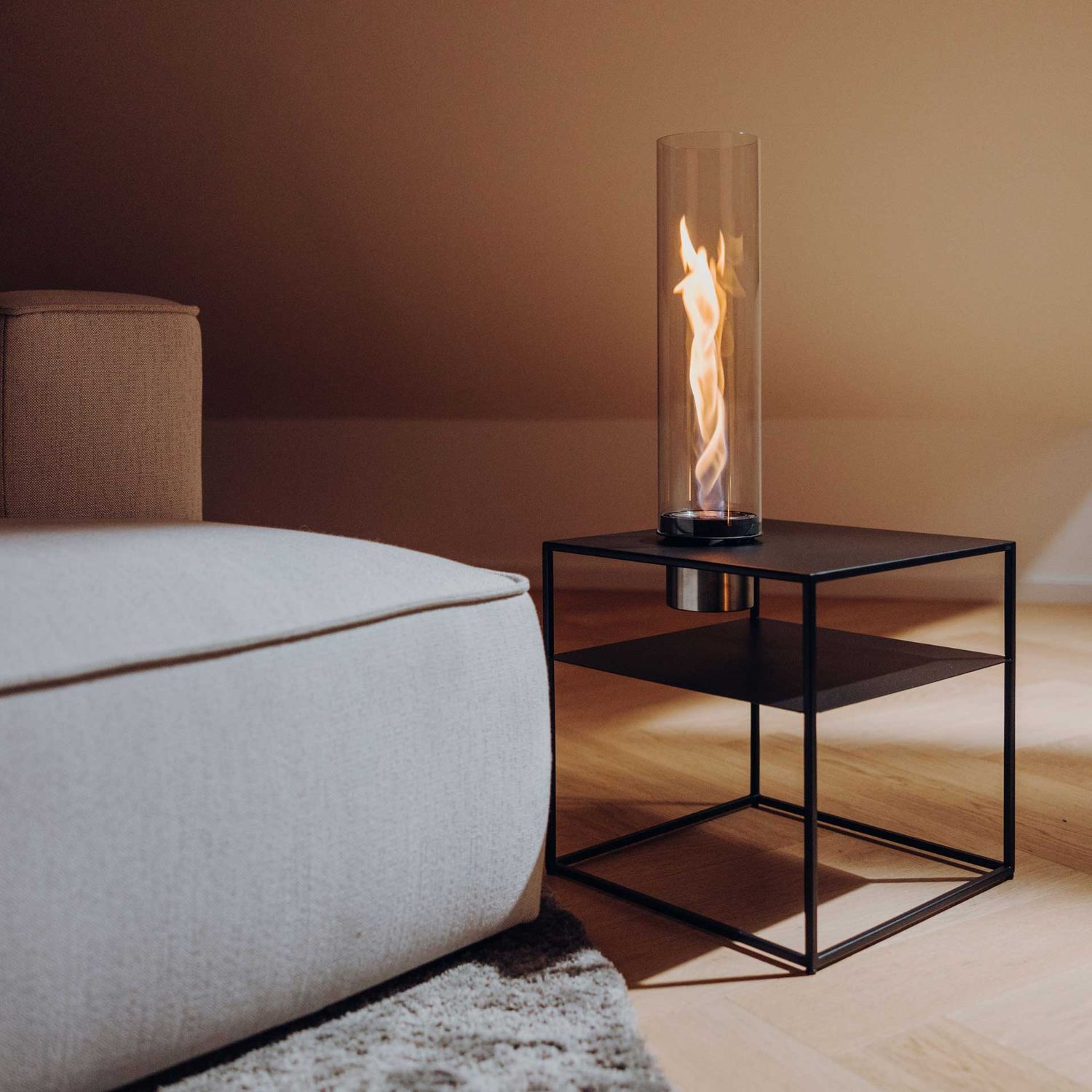 höfats - Fire Frame Lounge-Tisch mit SPIN air 1200