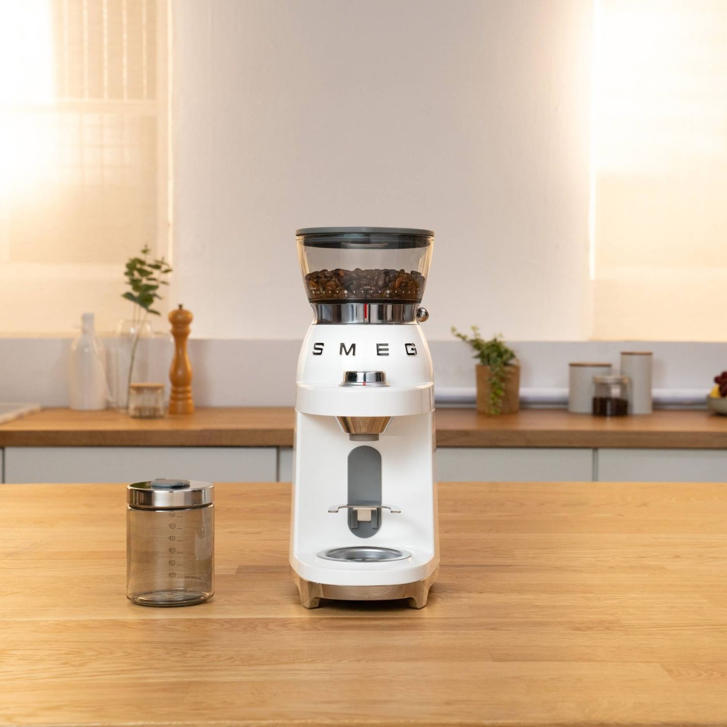 SMEG - Elektrische Kaffeemühle CGF03 creme