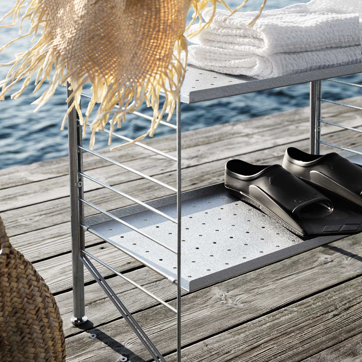 string regal outdoor 7 66819