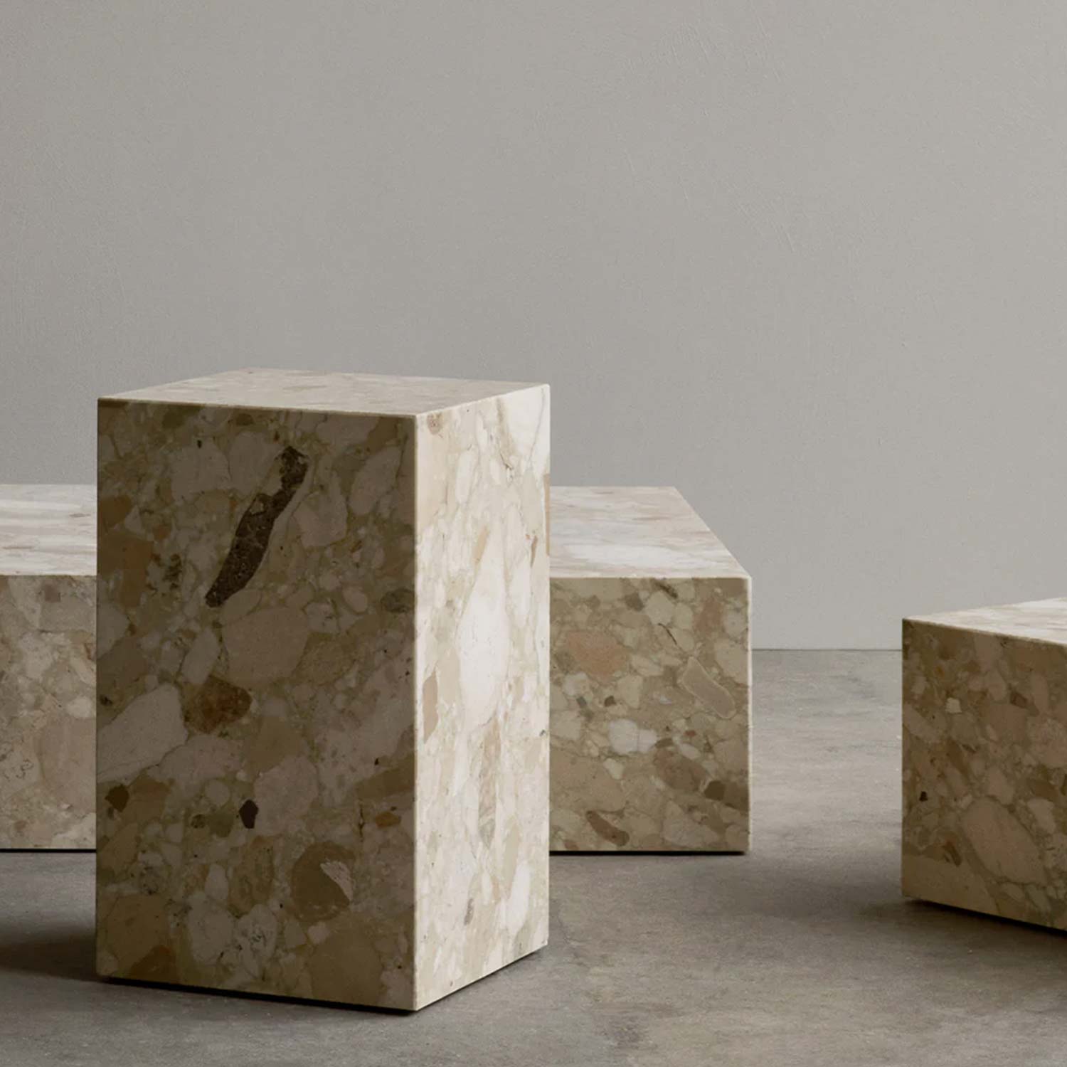 Audo - Plinth Podium cube sand