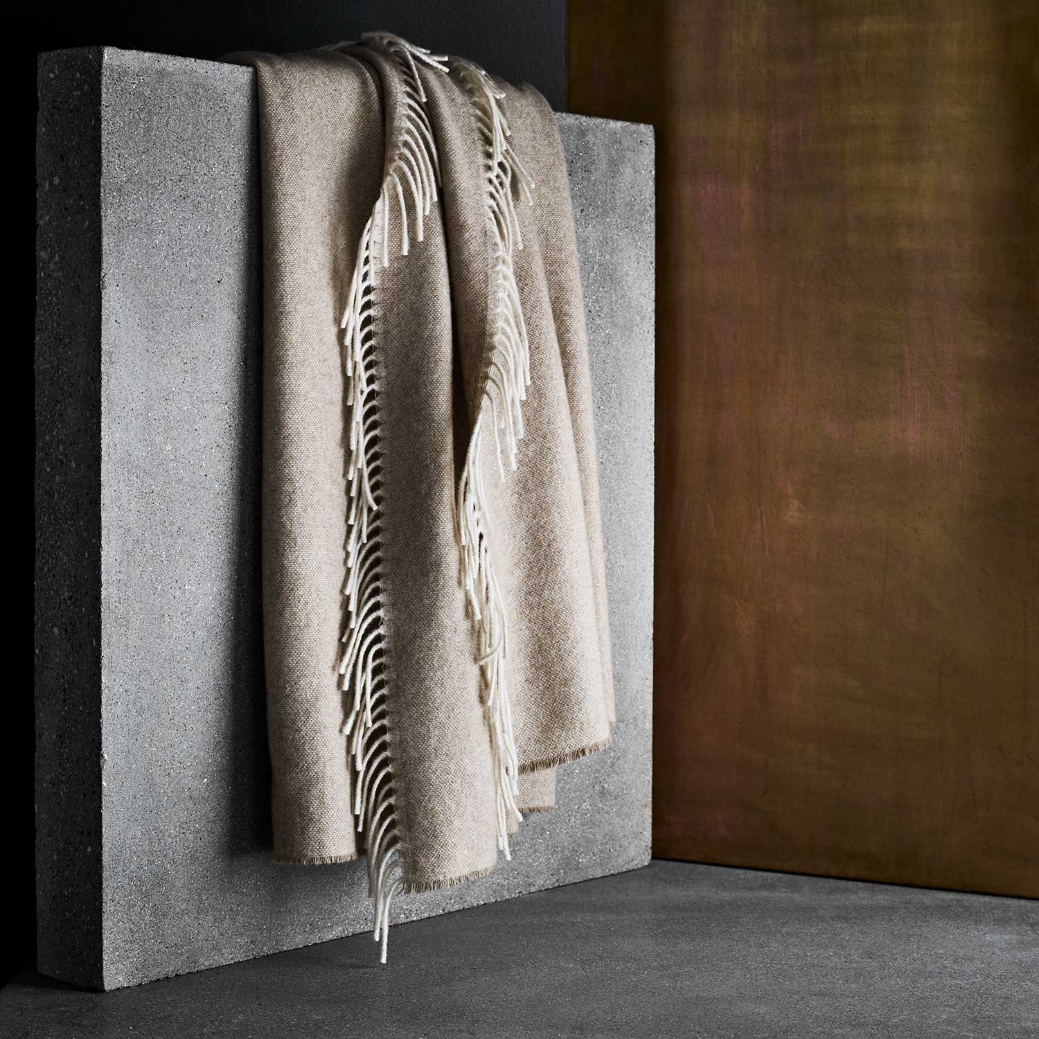 cashmere throw fritz hansen 102003