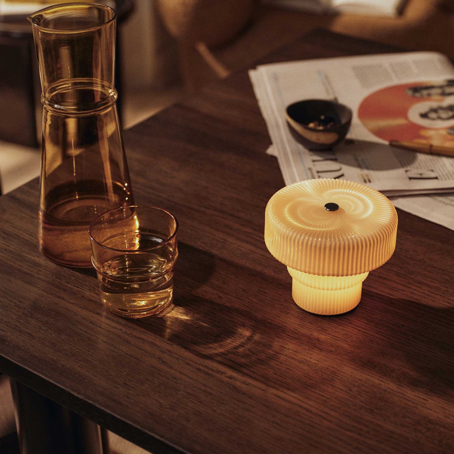 Ferm Living - Atura Tisch 160x90 Chocolate/Burgundy Linoleum