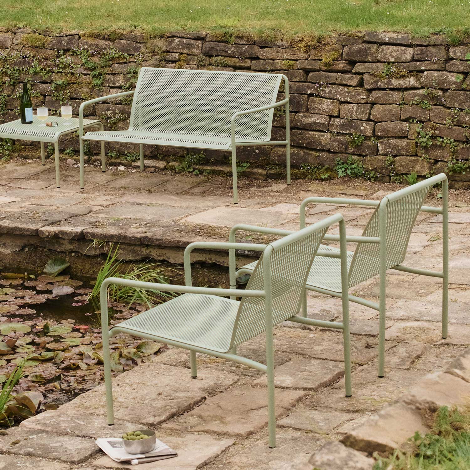 Ferm Living - Dapple Outdoor Stuhl breit cashmere